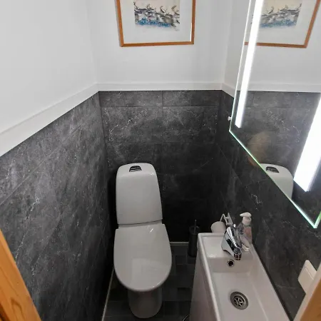 Kaetkaelaeinen E 2 By Interhome بيت للعطل *